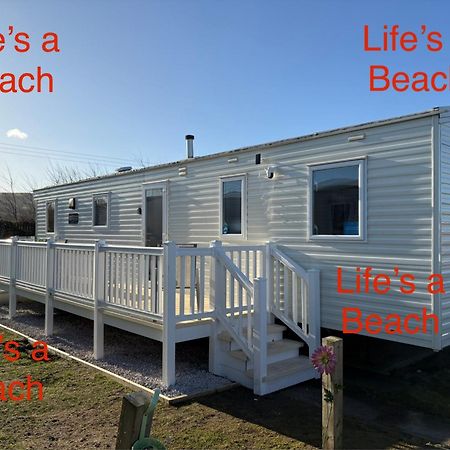 Lifes A Beach On Presthaven Sands Prestatyn Exterior photo