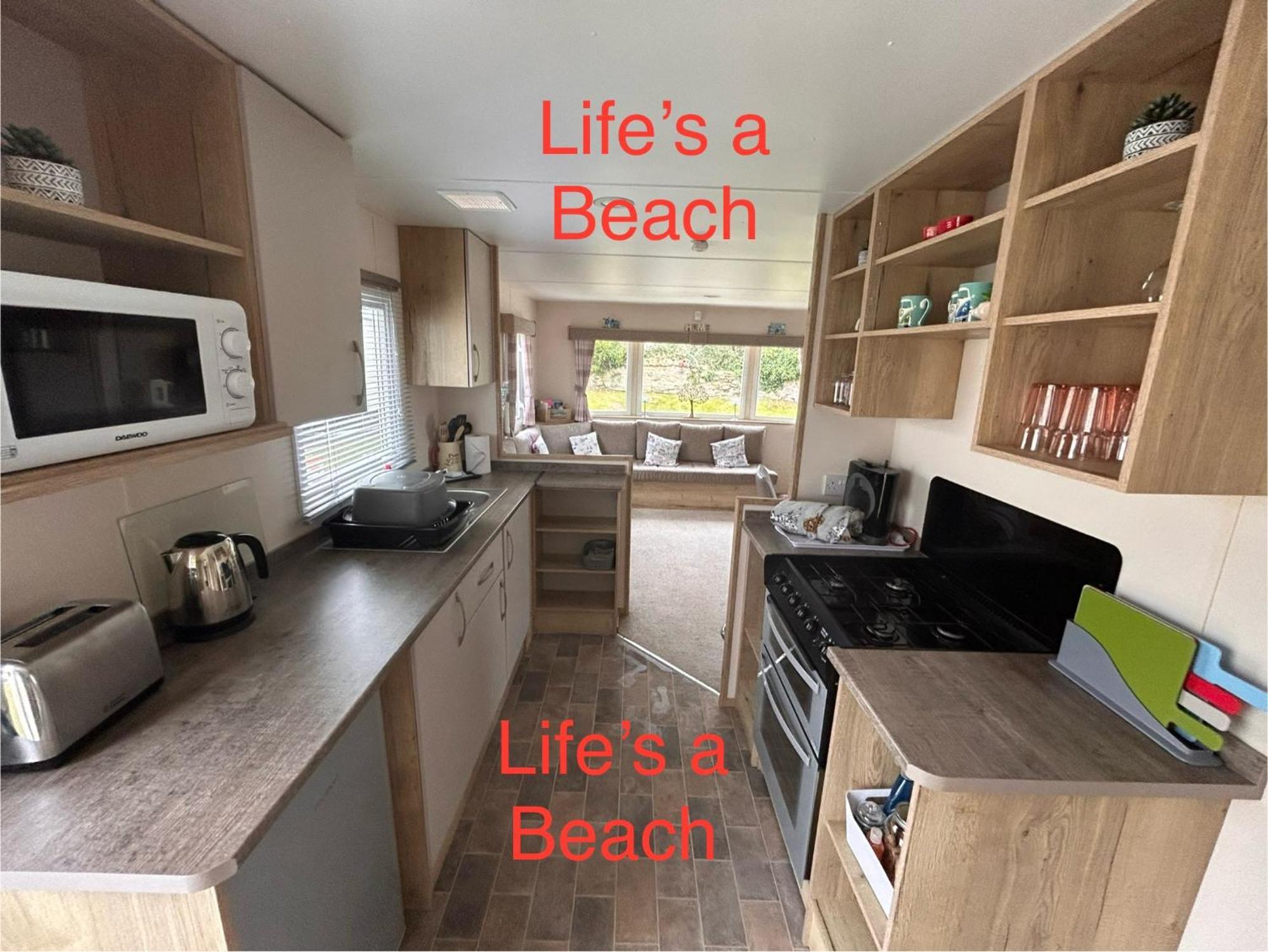 Lifes A Beach On Presthaven Sands Prestatyn Exterior photo